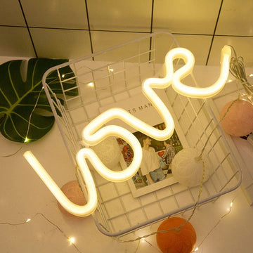 Neonowy napis Love