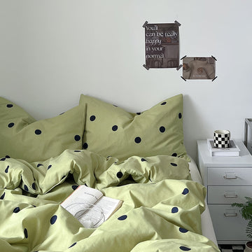 Zestaw pościeli w sage green z kropkami