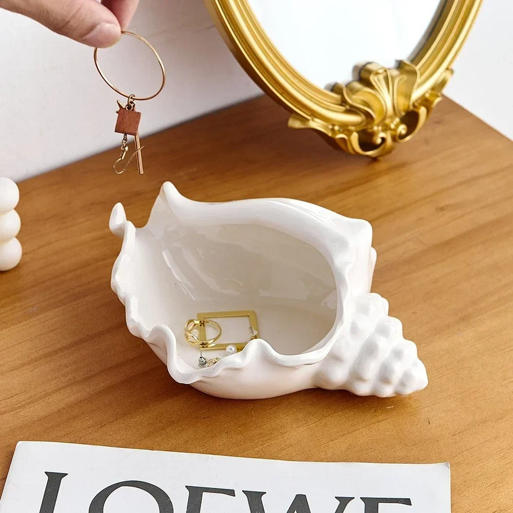 Ceramiczna tacka na biżuterię Coquette Seashell
