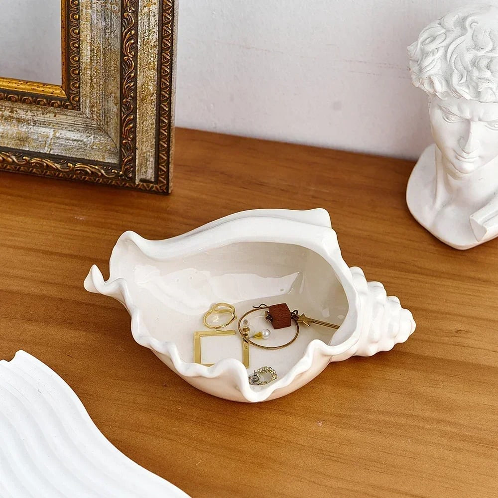 Ceramiczna tacka na biżuterię Coquette Seashell