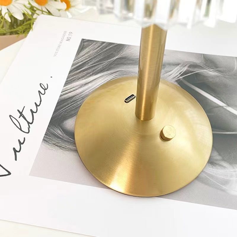 Mini Lampa Stołowa Coquette Brass