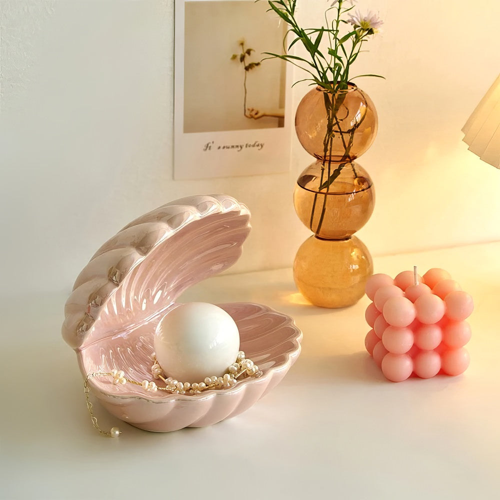 Lampa nocna z perełkową muszlą wróżki