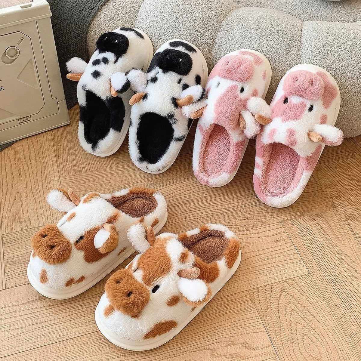 Moo Pluszowe Kapcie z Krówką