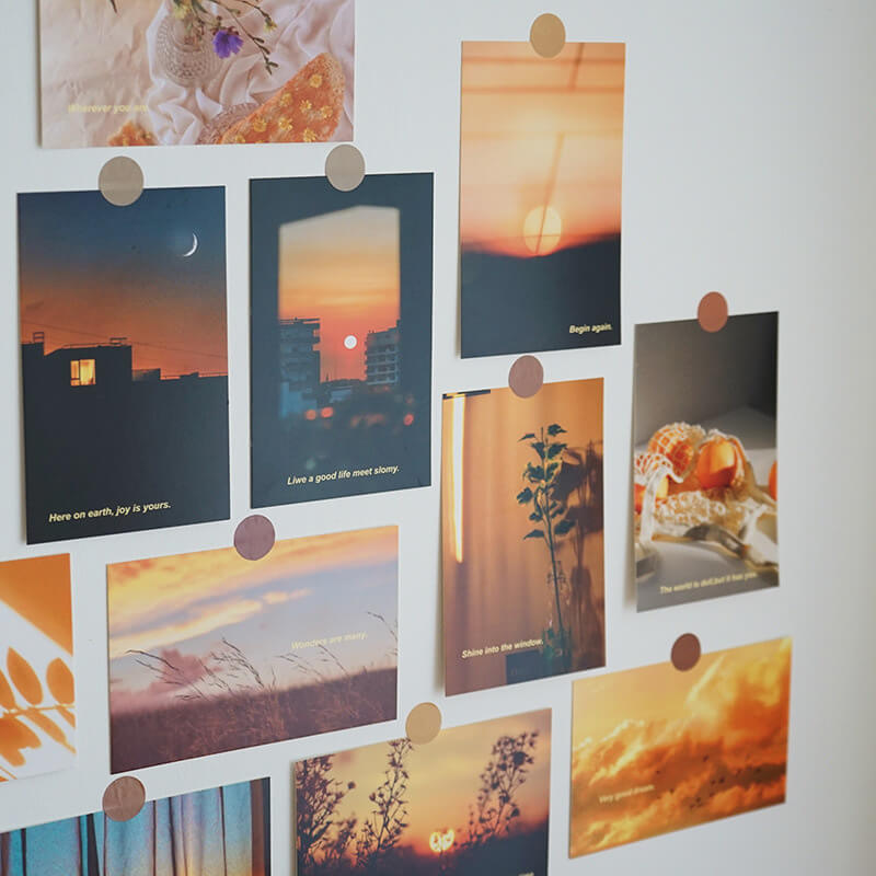 Zestaw pocztówek do collage na ścianę Golden Hour