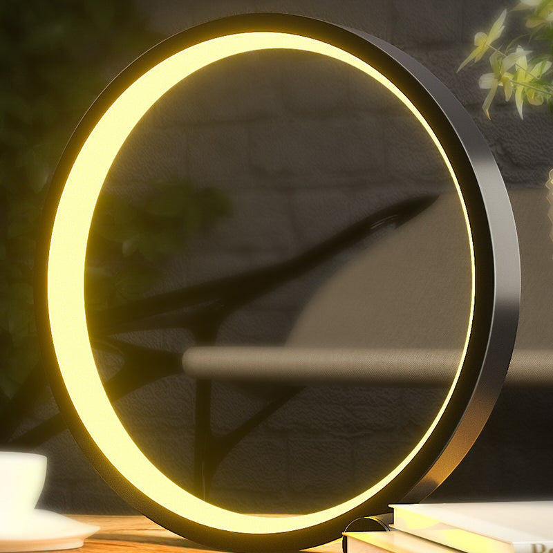Lampa stołowa z halo LED