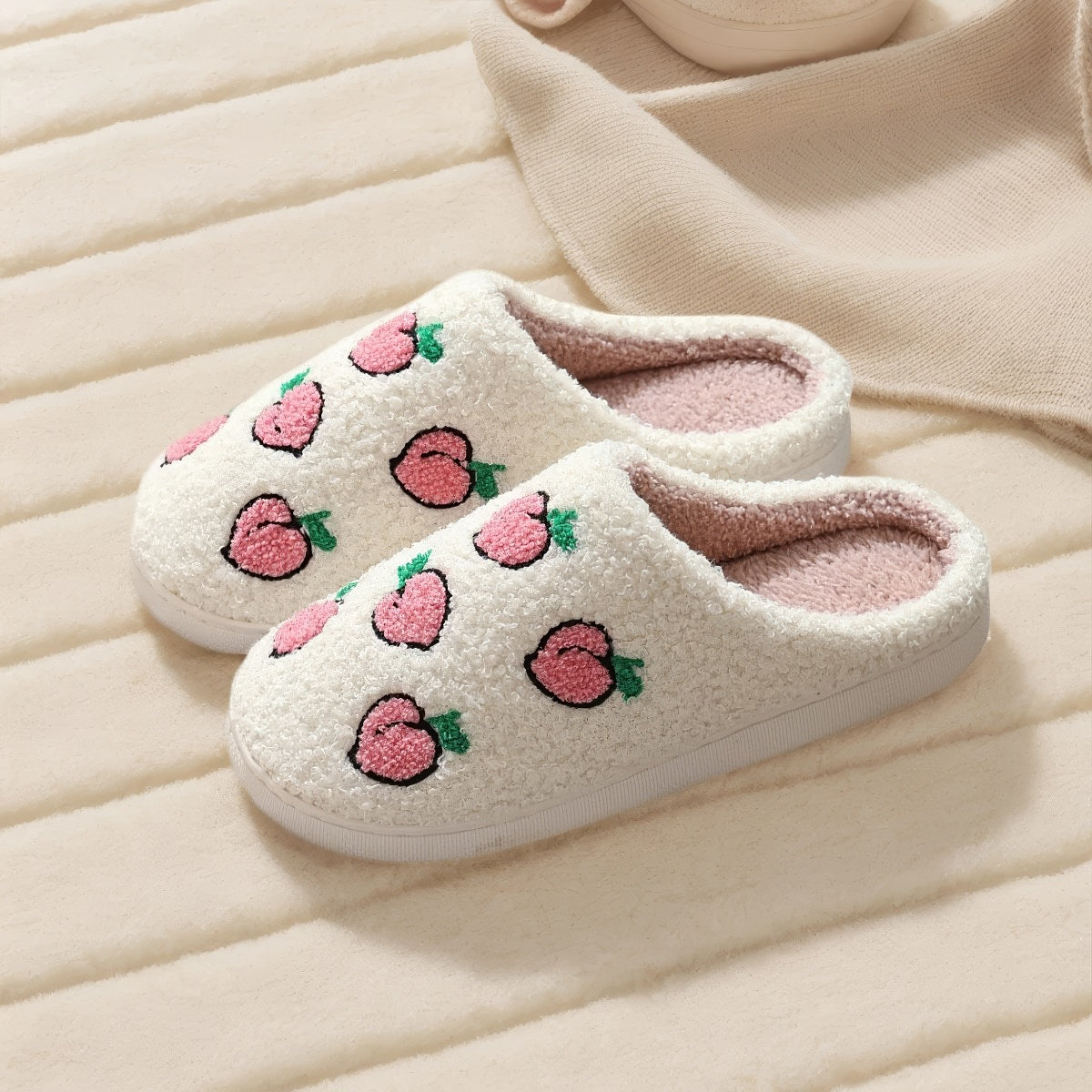 Kawaii Peaches miękkie pluszowe kapcie domowe