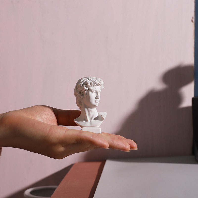 Mini figurki bustowe