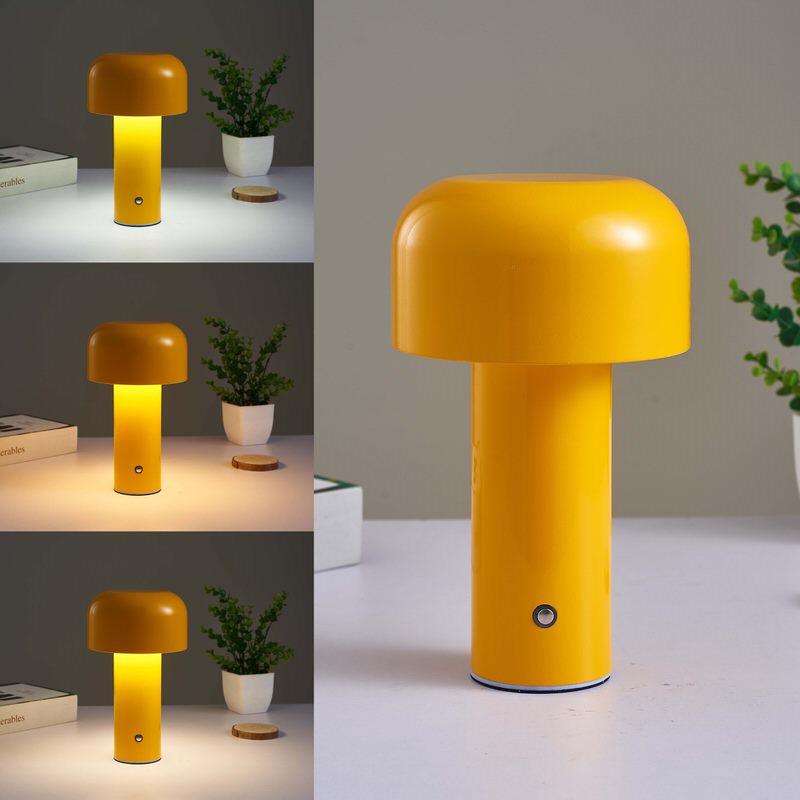 metalowa lampa stołowa w kształcie grzyba
