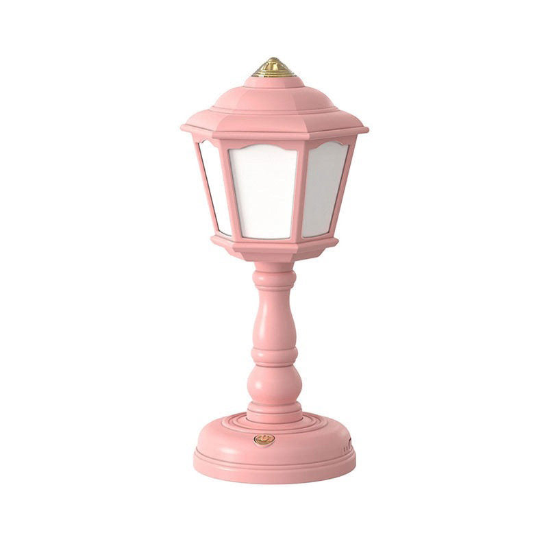 Miniaturowa Retro Lampa Uliczna w Stylu Pastelowym