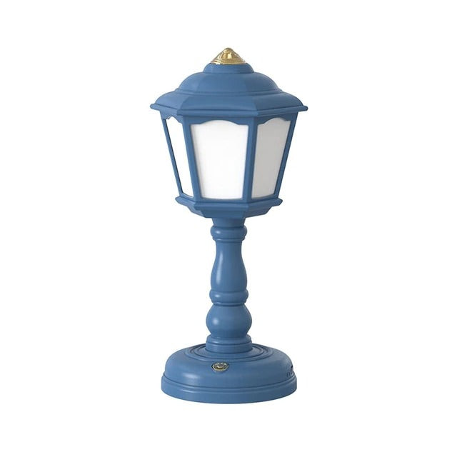 Miniaturowa Retro Lampa Uliczna w Stylu Pastelowym