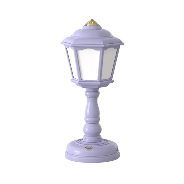 Miniaturowa Retro Lampa Uliczna w Stylu Pastelowym