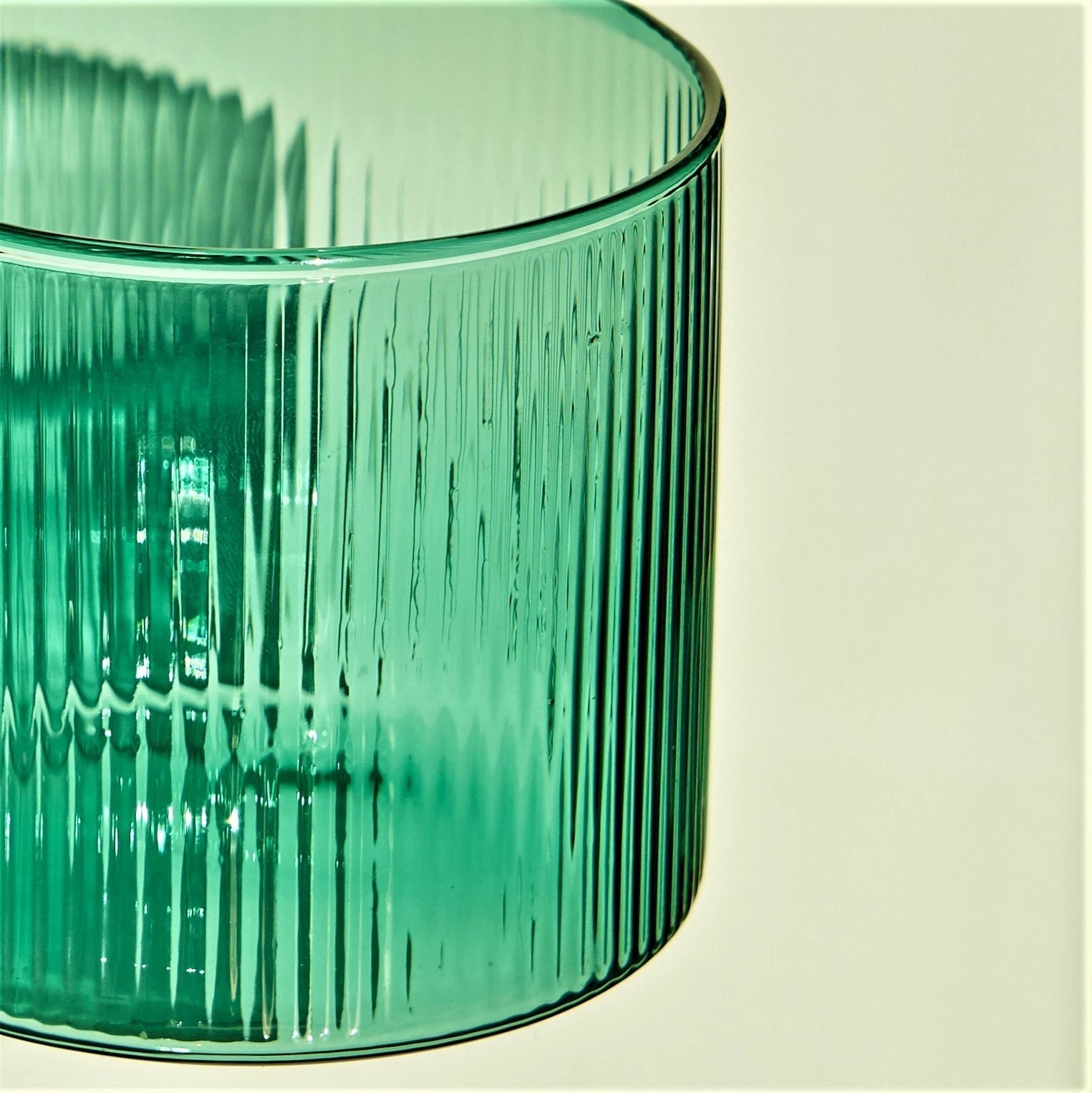 Retro kufel szklany Ripple