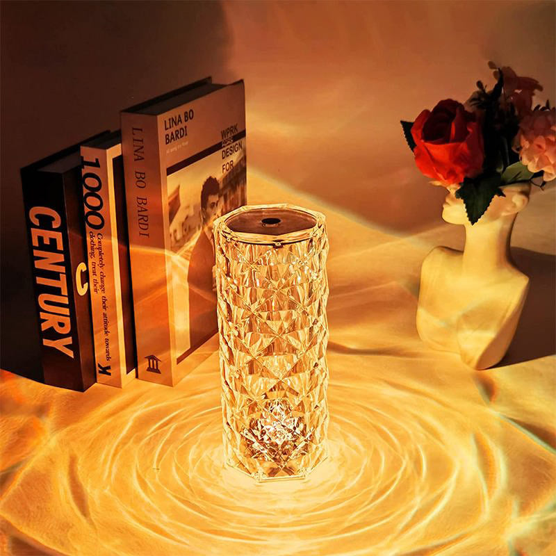 Lampa LED z kryształem diamentowym