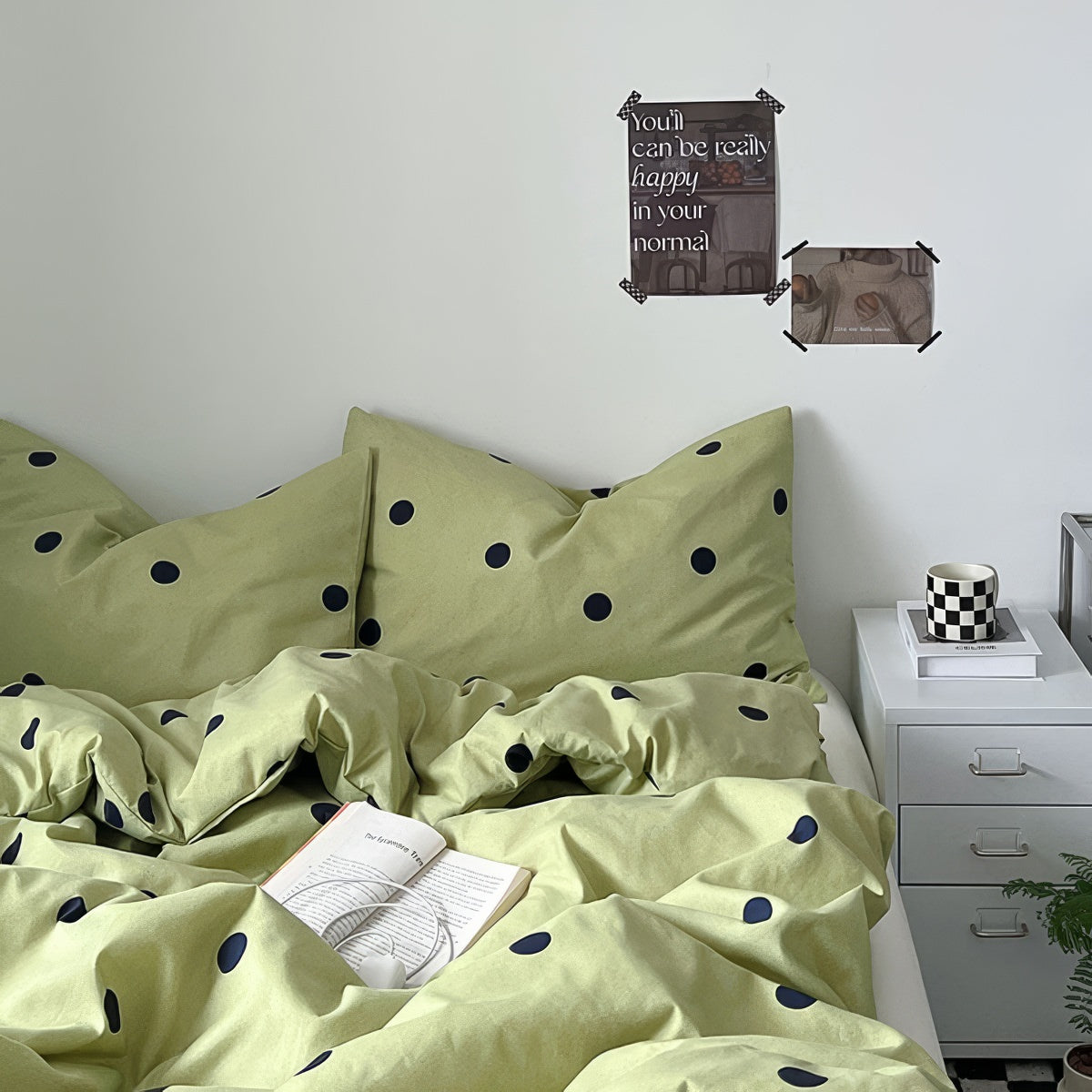 Zestaw pościeli w sage green z kropkami
