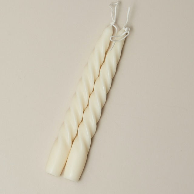 Dwupak spiralnych, pastelowych świec w formie spirali