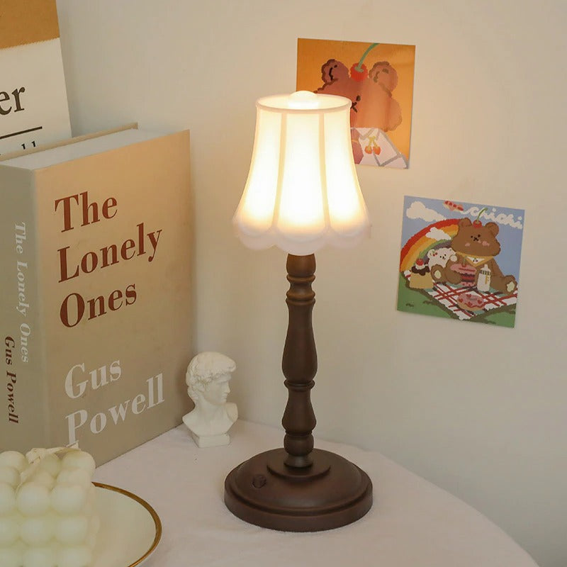 Retro mini lampka stołowa
