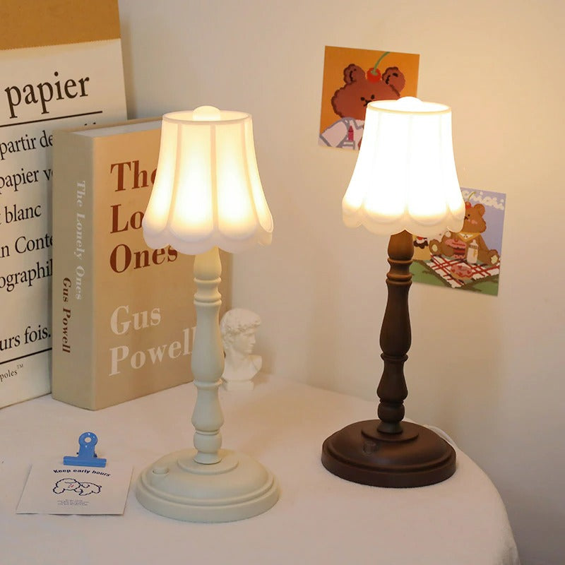 Retro mini lampka stołowa